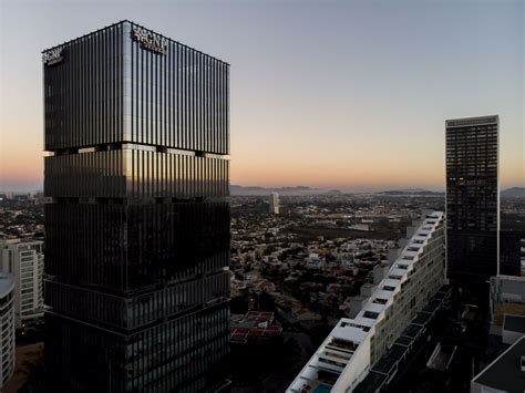 corporativo paseo andares.